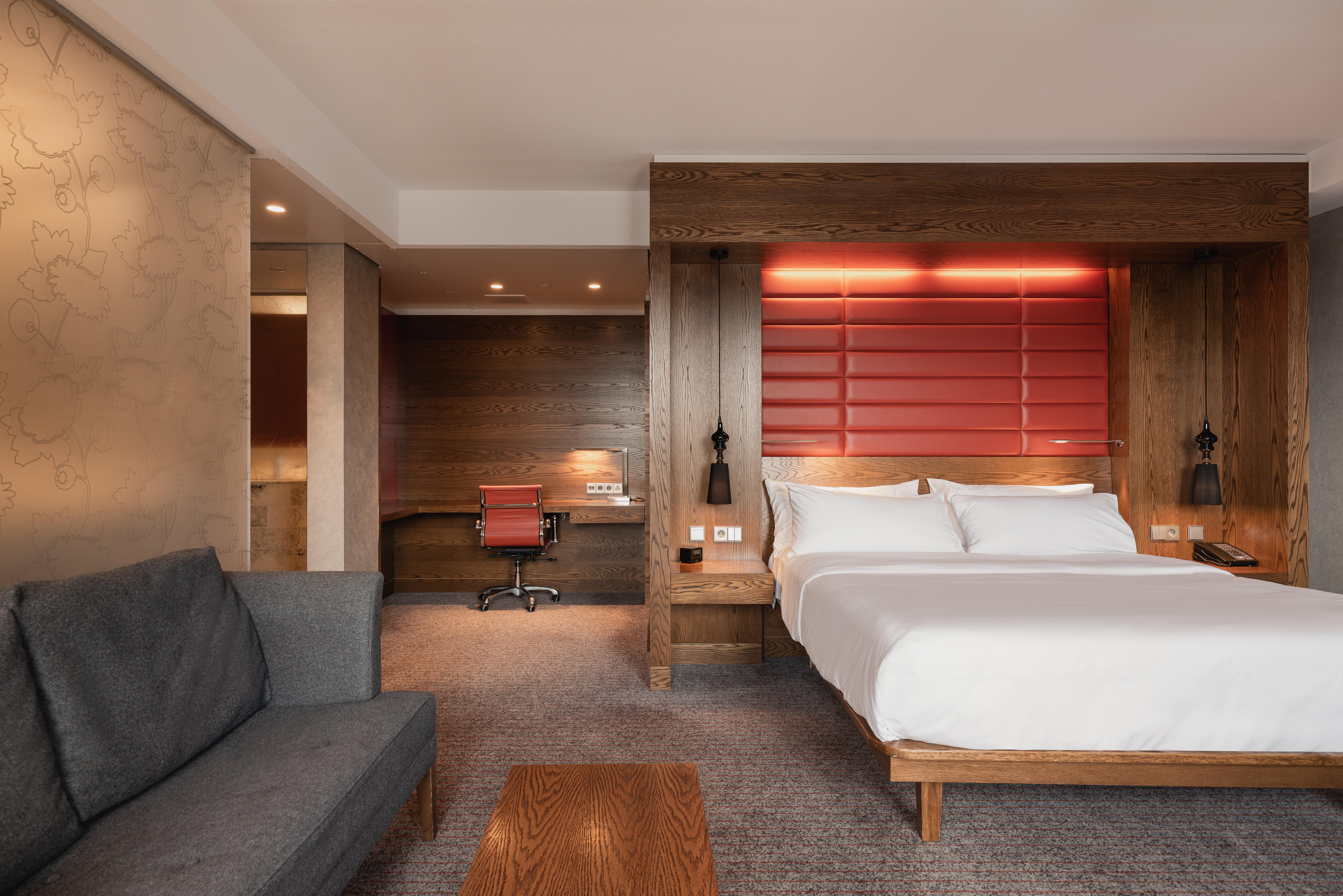 海牙希尔顿酒店 外观 照片 A room at the hotel